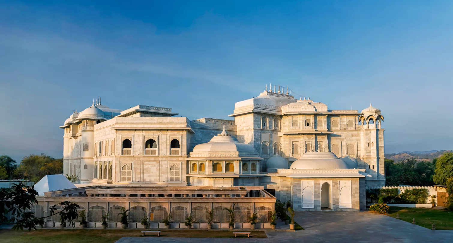 Jaipur – Delhi (268 km / 5 hrs. approx.) – Departure